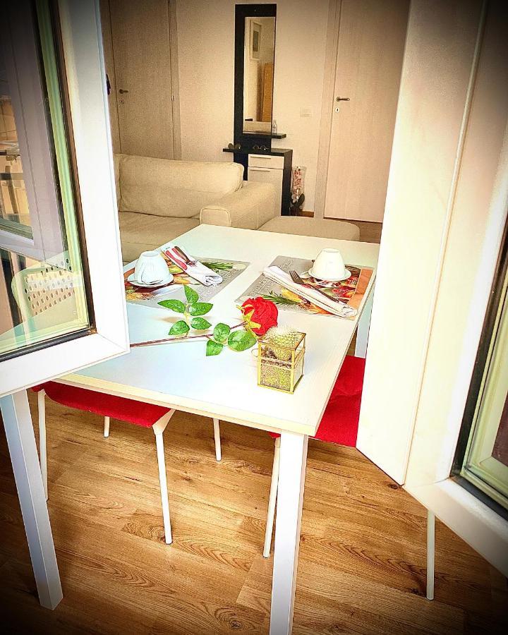 I-Lari Apartment ローマ エクステリア 写真